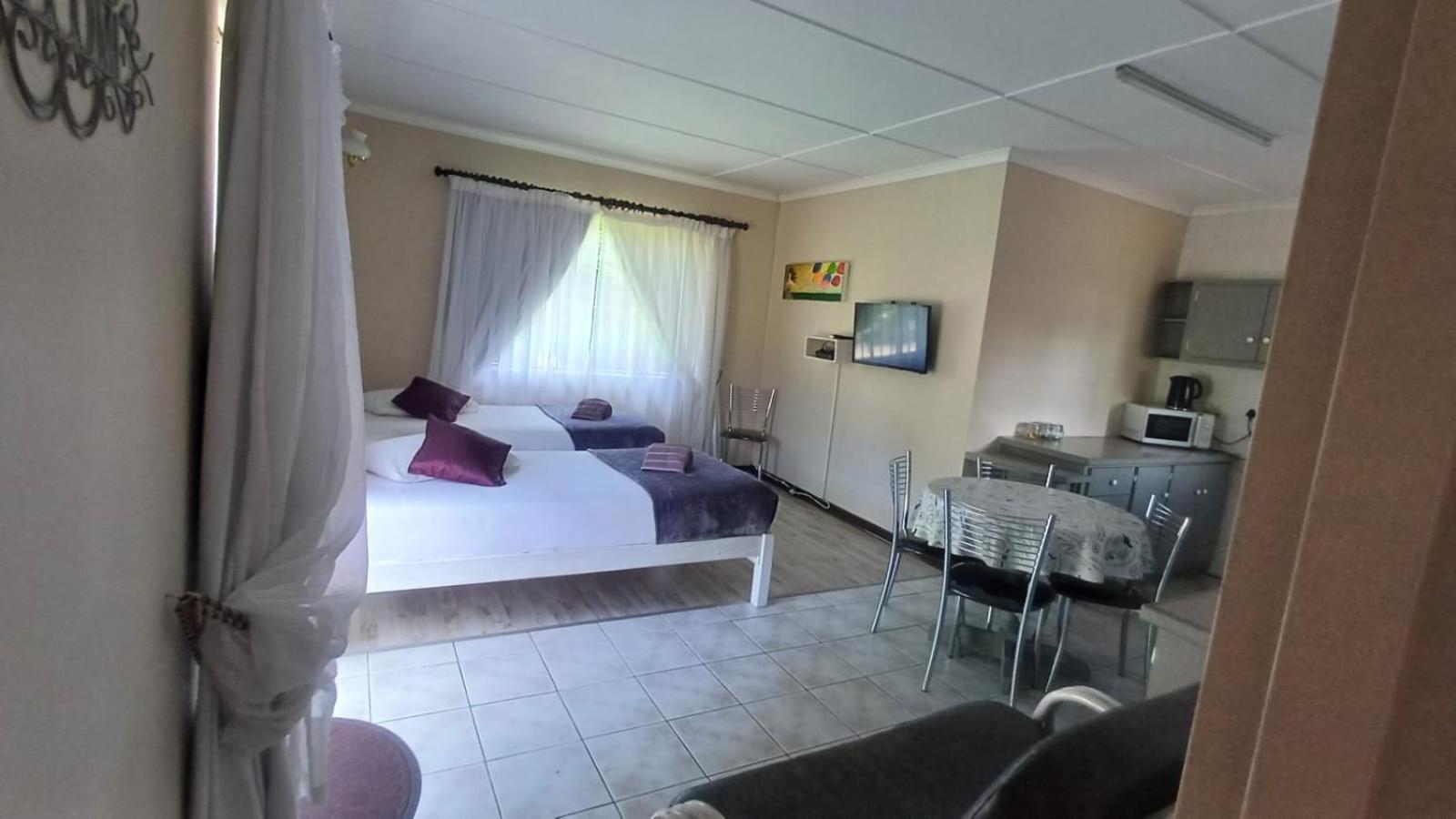 Ceelee'S Place Bloemfontein Exterior foto